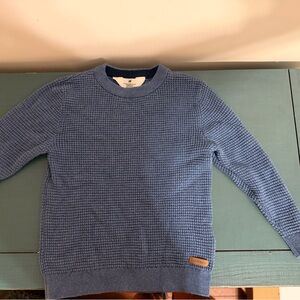 H&M Men's Textured Blue Crewneck Sweater